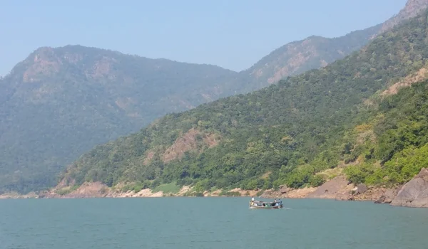 East Godavari District, Andhra Pradesh: Area, Population, History, Tourist Places, PIN Codes & Important Facts (2026)