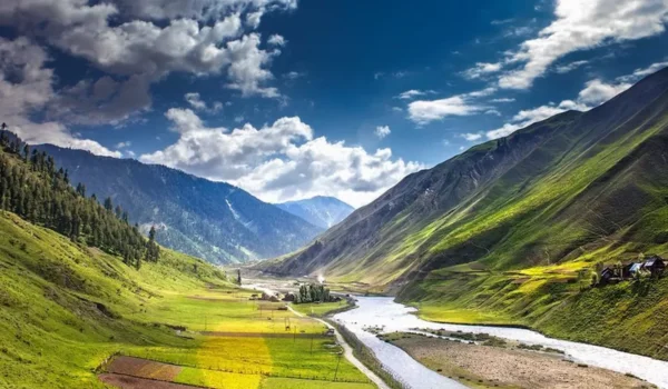 Kupwara District, Jammu and Kashmir: Area, Population, History, Tourist Places & Important Facts (2026)